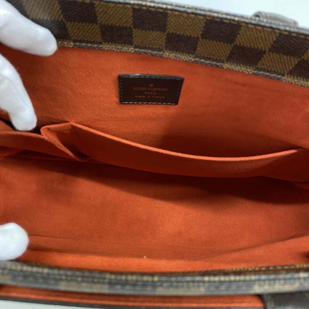 LOUIS VUITTON Authentic Brown Damier Shoulder Bag - Picture 4 of 11